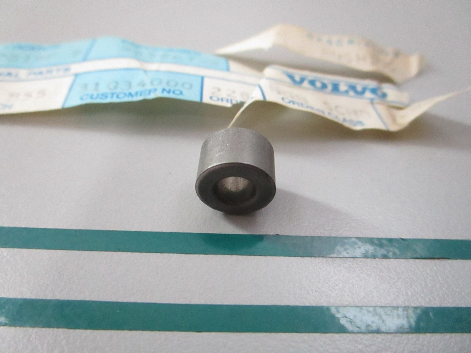 NEW OEM 897667 Volvo Penta Bushing 0810