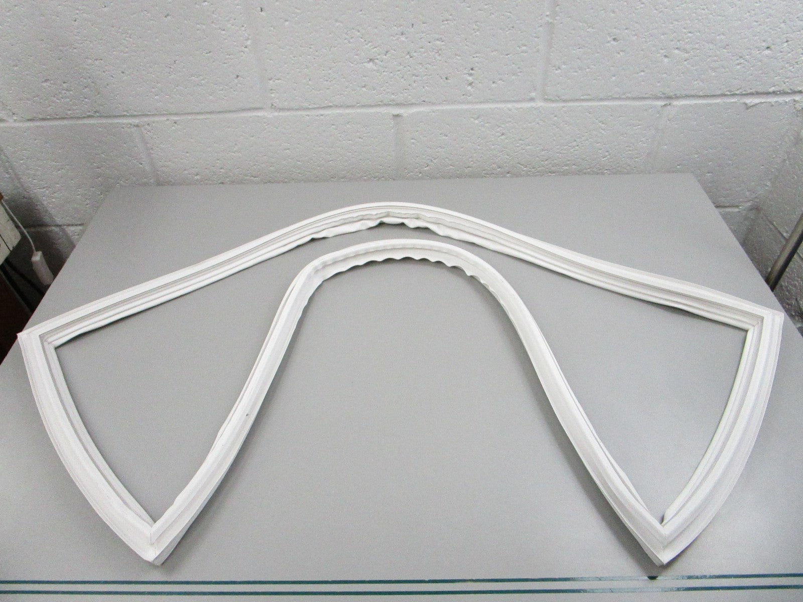 NEW OEM W10830287 Whirlpool Door Gasket 0810
