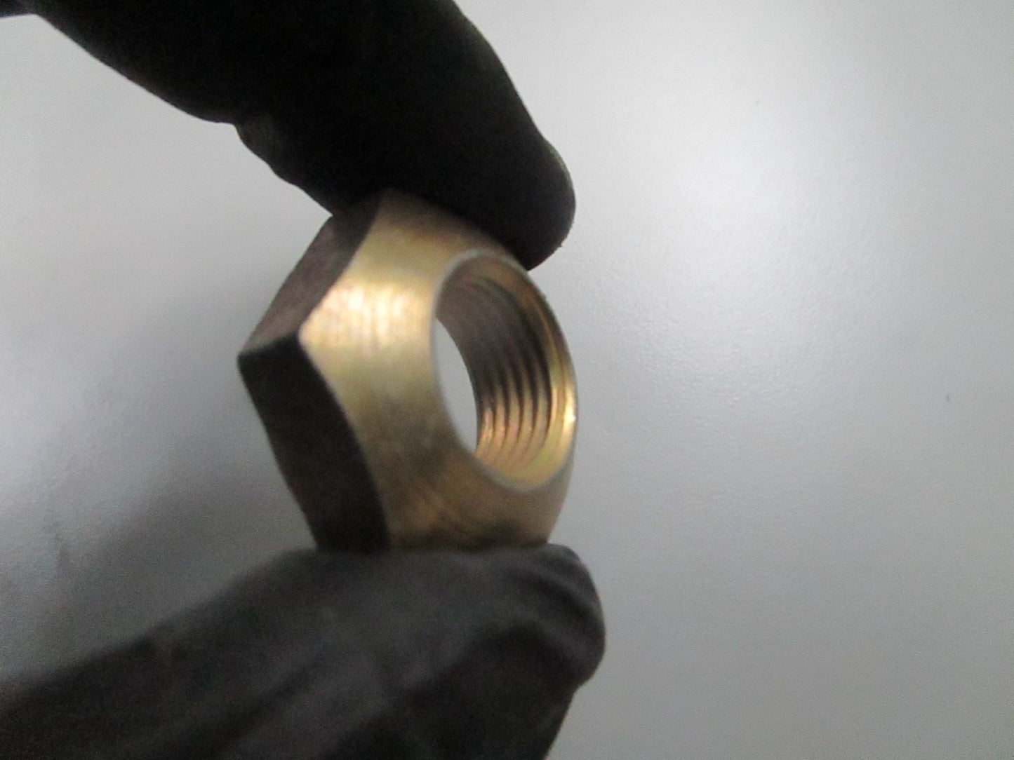 *NEW OEM* 0810 OMC Johnson Evinrude Crankshaft Nut 321341 0321341