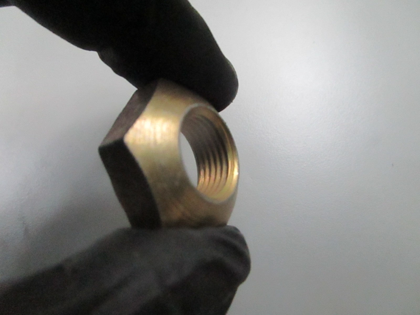 *NEW OEM* 0810 OMC Johnson Evinrude Crankshaft Nut 321341 0321341