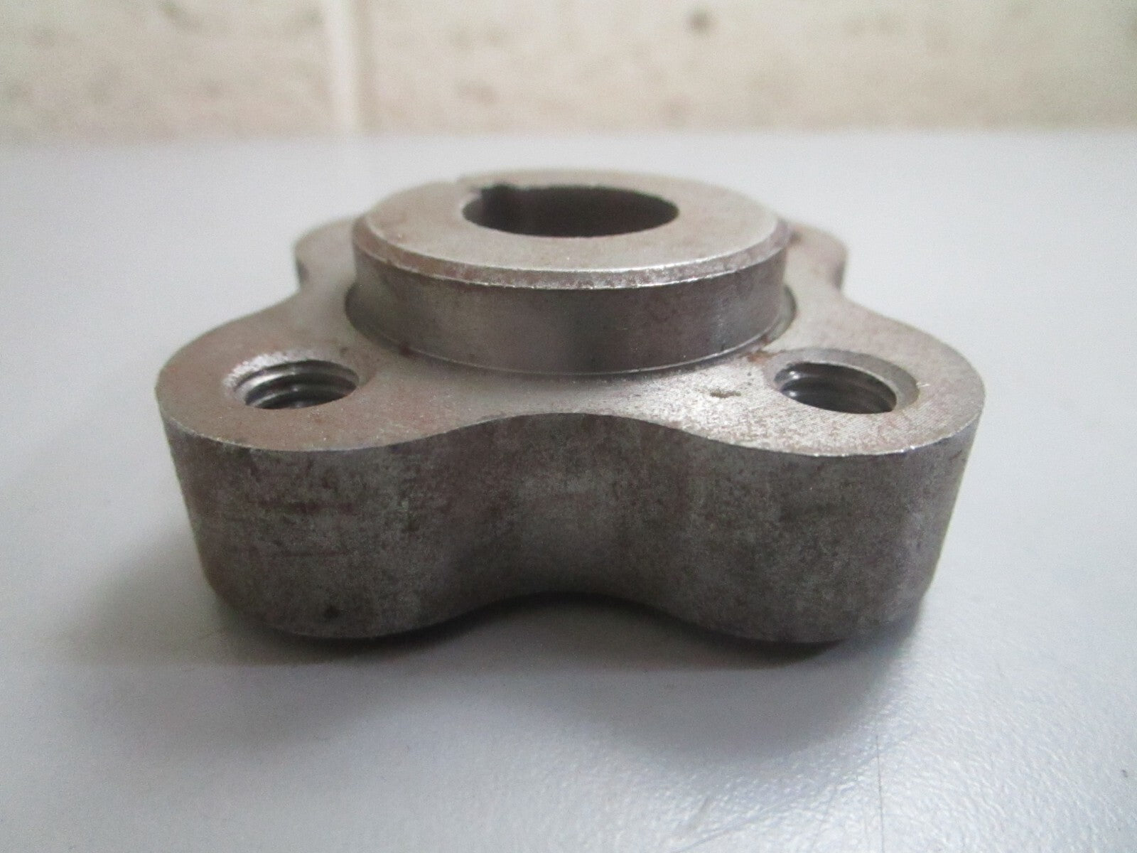 *NEW OEM* 0820 Volvo Penta Hub Assy 859601