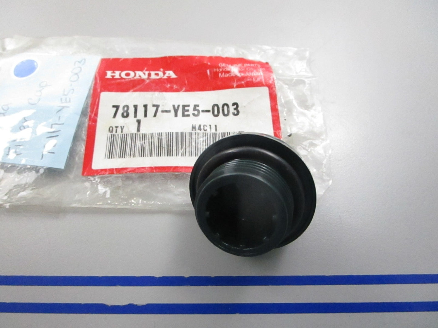 NEW OEM 78117-YF5-003 Honda Filler Cap 0810