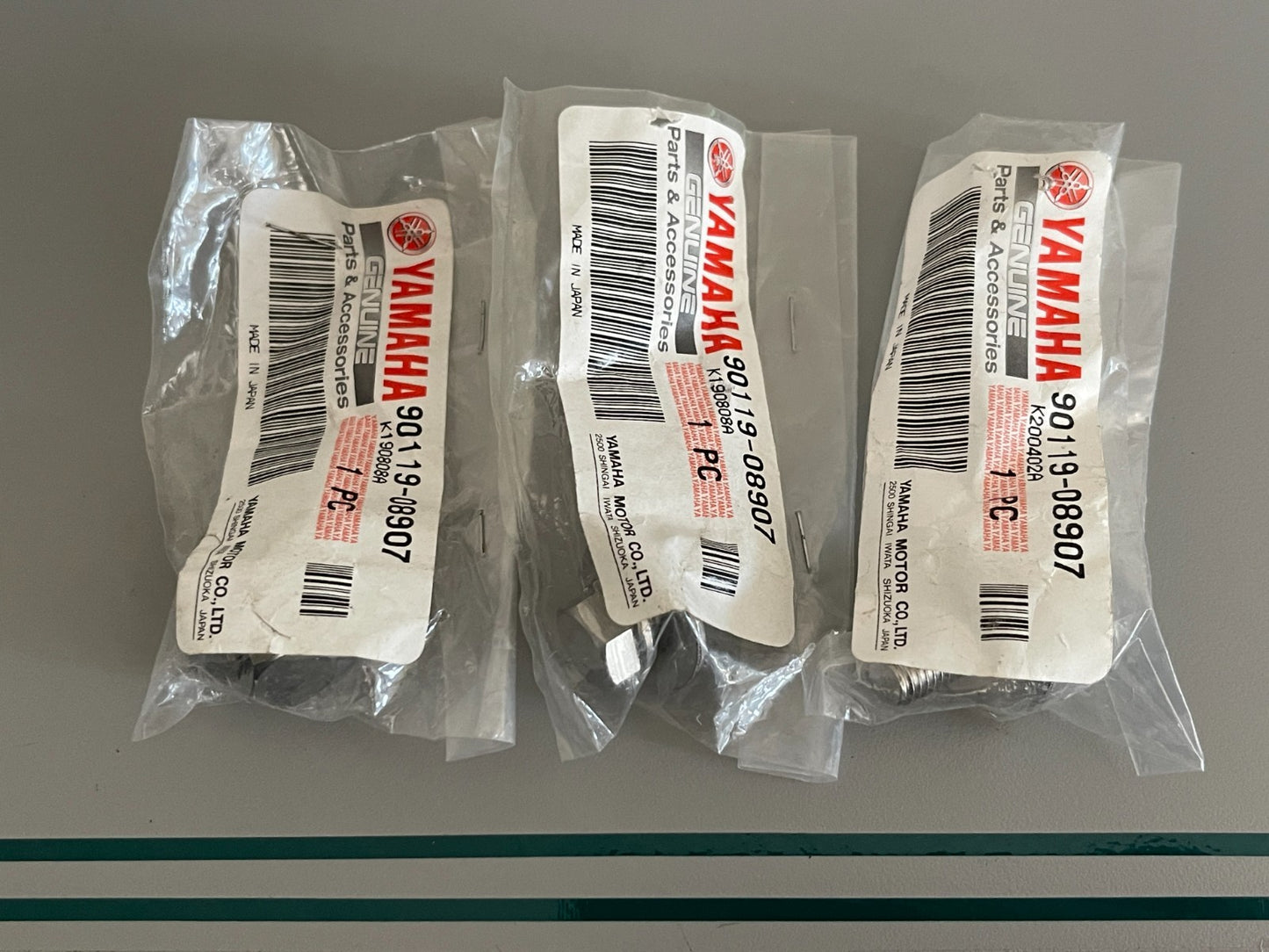 NEW OEM (LOT OF 3) 90111-08907-00 Yamaha Bolt 0810