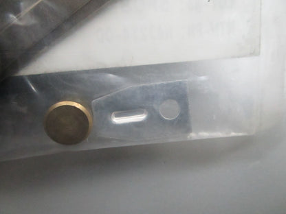 *NEW OEM* 0810 OMC Johnson Evinrude Shift Detent Kit 5006547