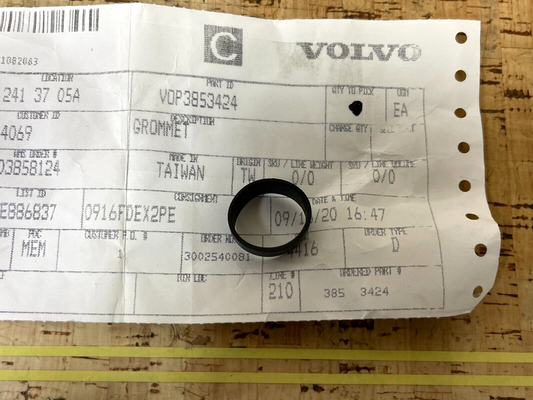 *NEW OEM* 0810 Volvo Penta Grommet 3853424