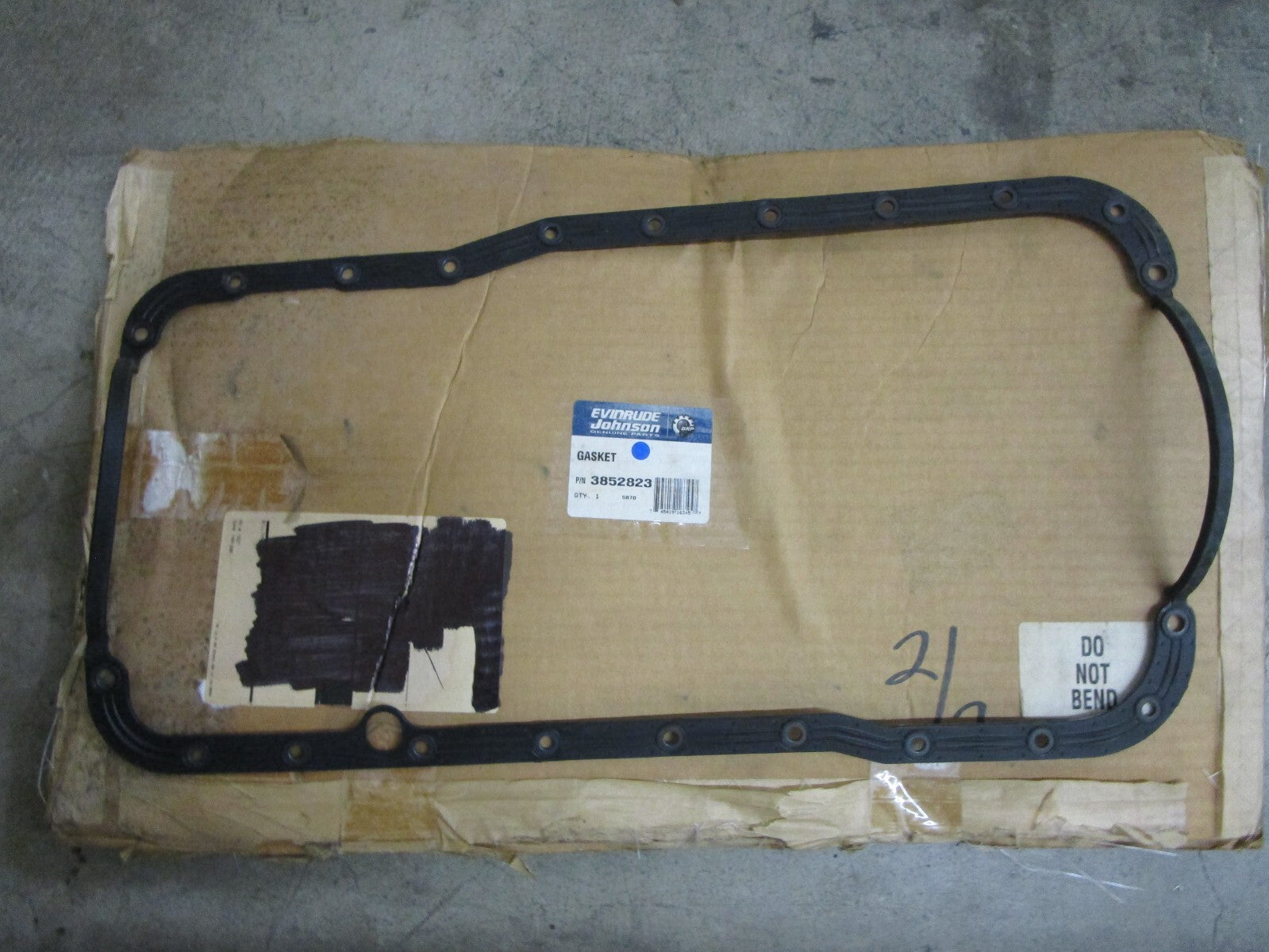 *NEW OEM* 0820 OMC Johnson Evinrude Gasket 3852823