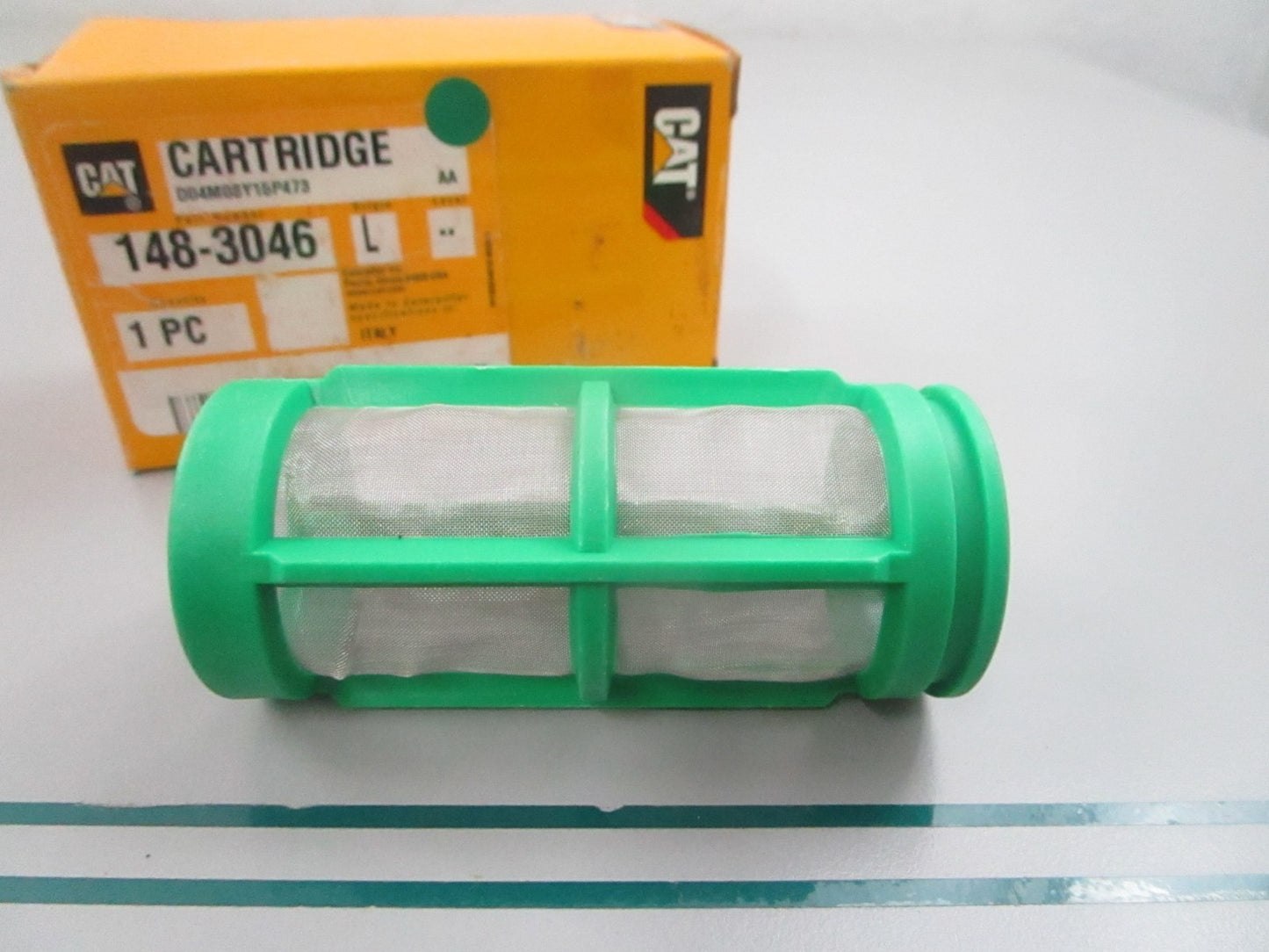 CAT Caterpillar NEW OEM Water Filter Cartridge 148-3046 0810