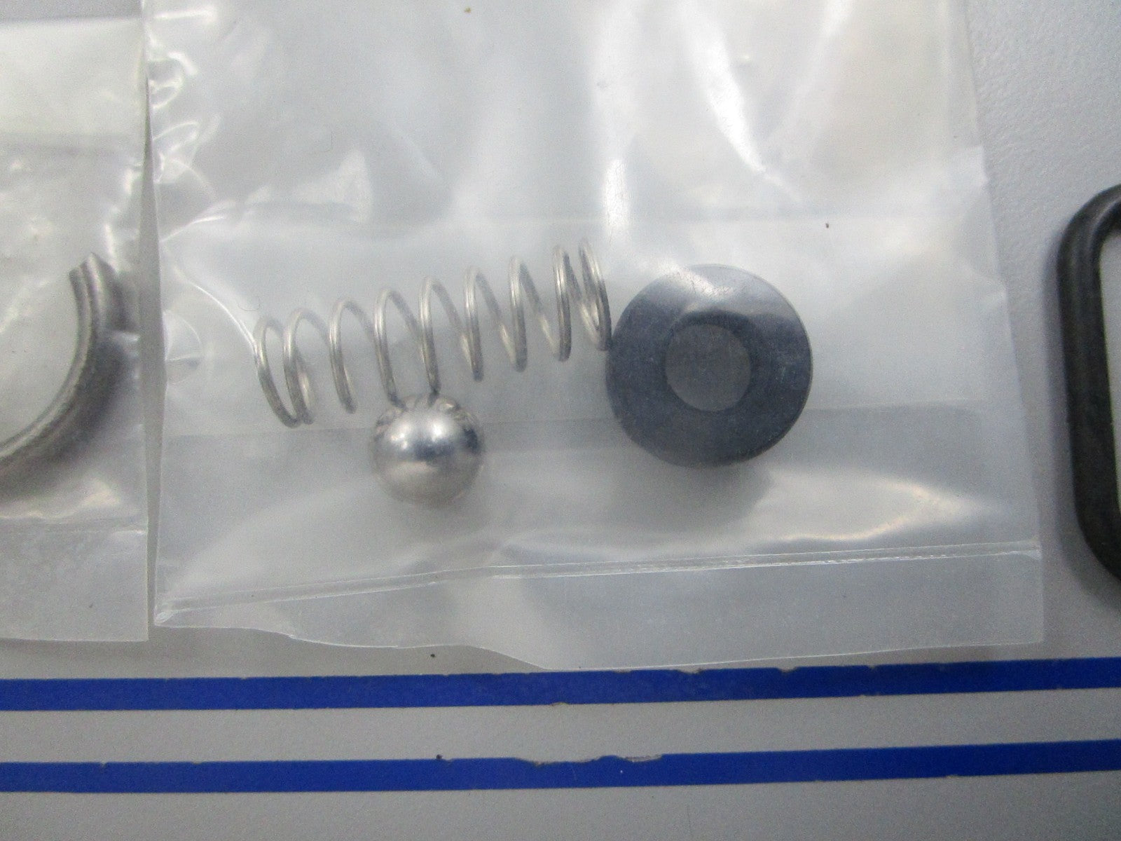 NEW 9-74301 Rep: Mercruiser 26-76709A2 Mallory Bravo Gear Housing Seal Kit 0810