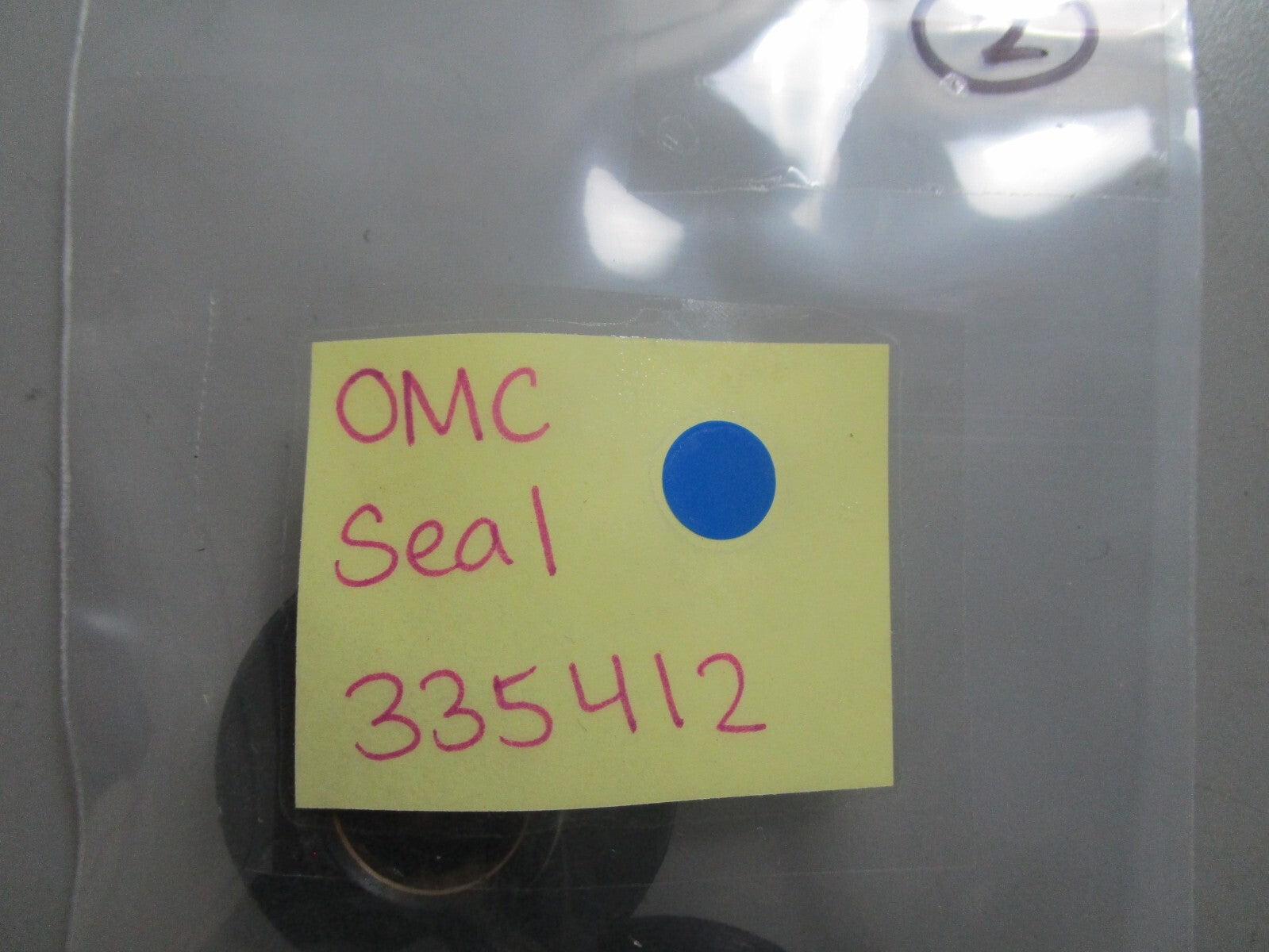 *NEW OEM* 0810 OMC Johnson Evinrude Seal 335412 0335412