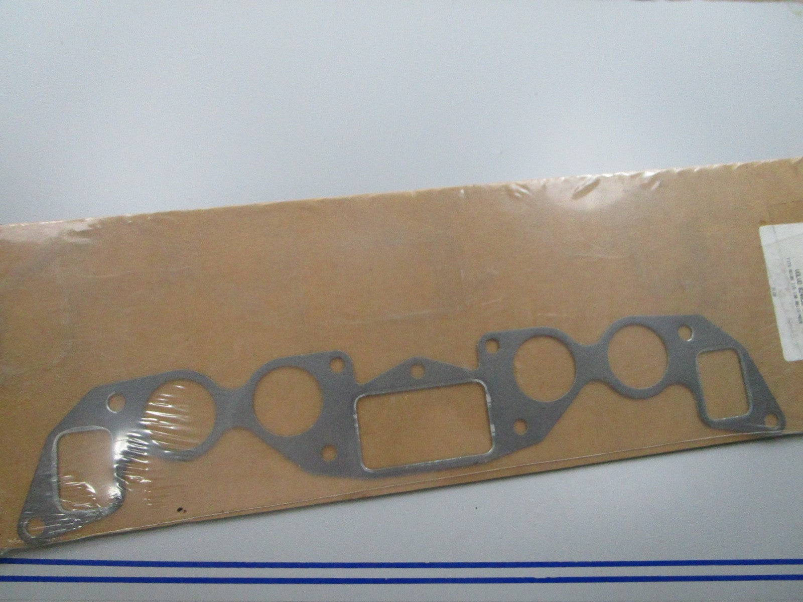 NEW 18-2928 Replaces: VP 824633-2 Sierra Manifold Gasket 0810