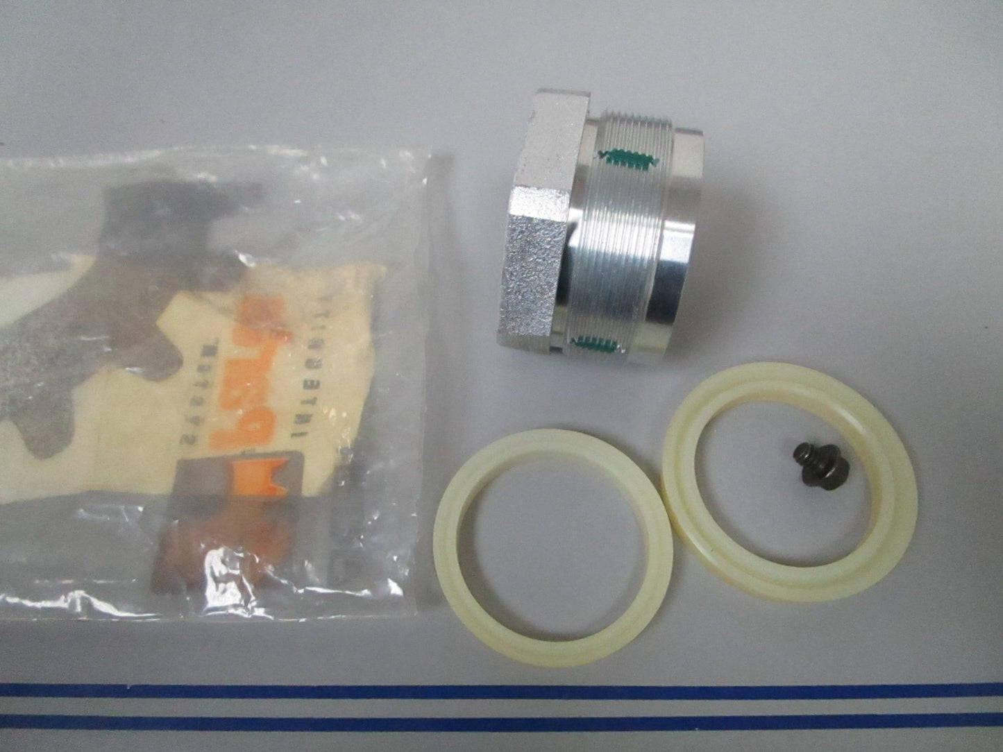 *NEW OEM* 0720 Crown Forklift Cap Machined Kit 149335