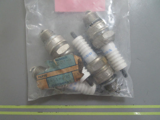 *NEW OEM* (LOT OF 4) 0810 Volvo Penta Spark Plug Kit 875803