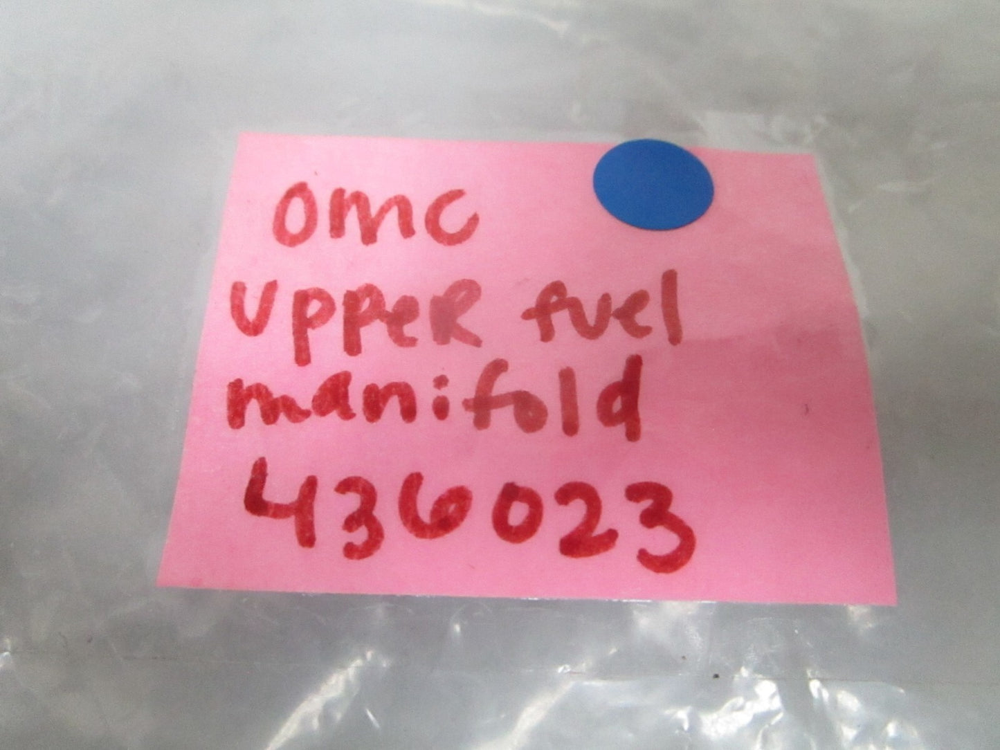 *NEW OEM* 0810 OMC Johnson Evinrude Upper Fuel Manifold 436023 0436023