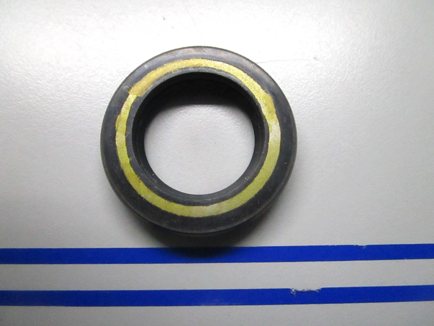 *NEW OEM* 0810 Mercury Quicksilver Seal 26-82234M