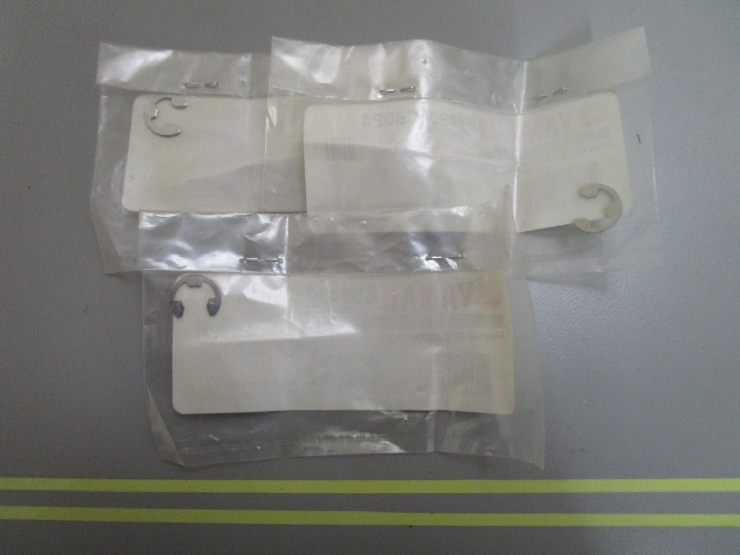 *NEW OEM* (LOT OF 3) 0810 Yamaha Circlip 93430-06024