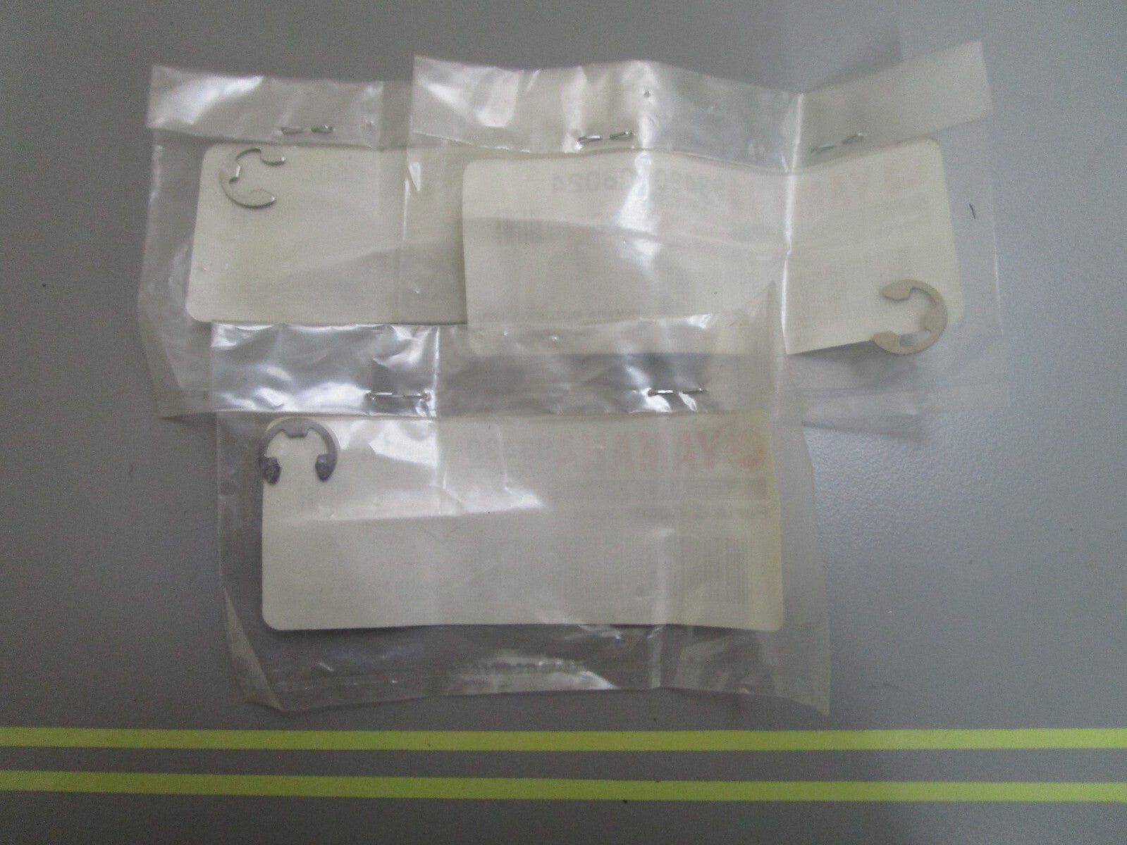 *NEW OEM* (LOT OF 3) 0810 Yamaha Circlip 93430-06024