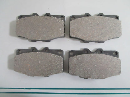 NEW D252D Disc Brake Pad Set 0820