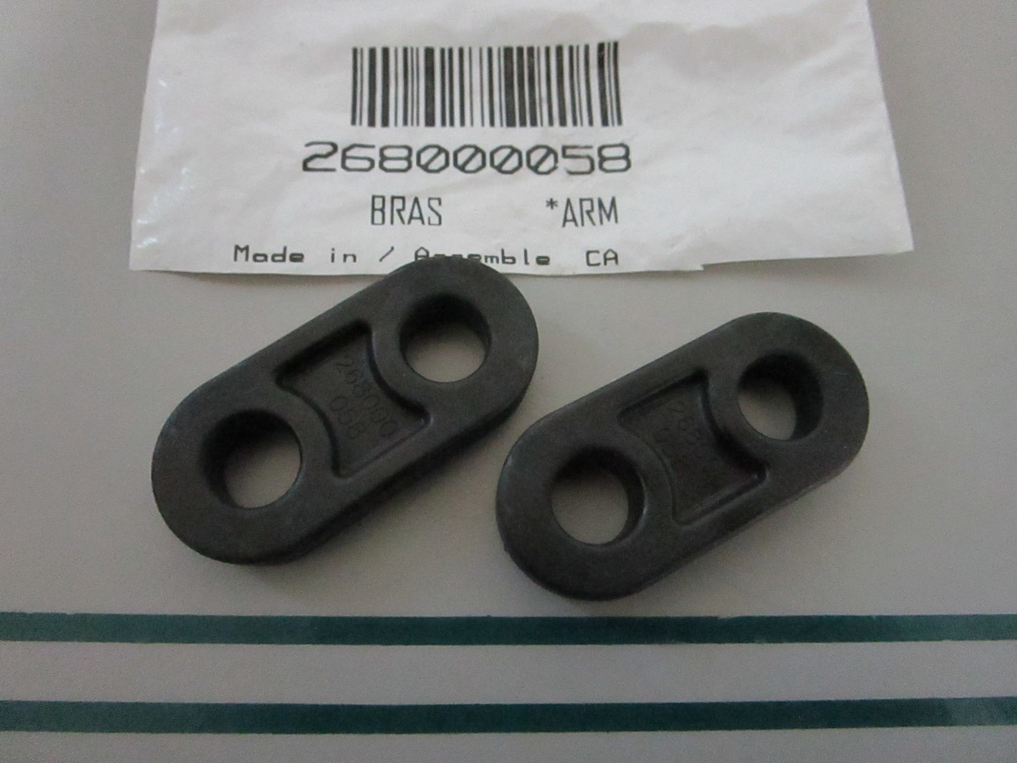 NEW (LOT OF 2) 268000058 Sea-Doo Lever Arm 0810