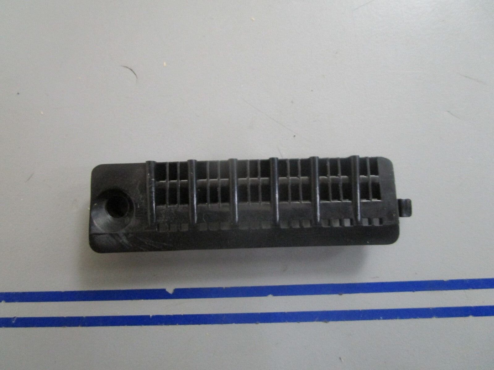 *NEW OEM* 0810 Mercury Quicksilver Cover 19167M