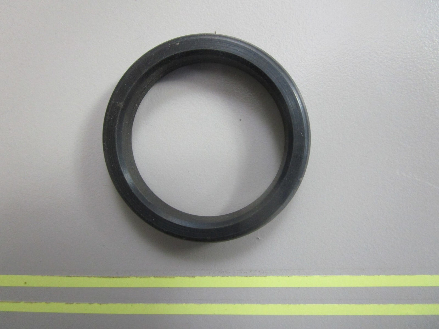 *NEW OEM* 0810 Volvo Penta Gasket 848163