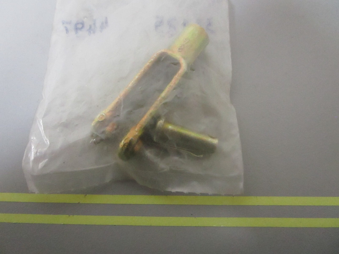*NEW* 0810 SeaStar Clevis Fitting 31125