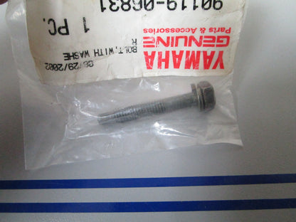 NEW OEM 90119-06831 Yamaha Fuel Tank Bolt & Washer 0720