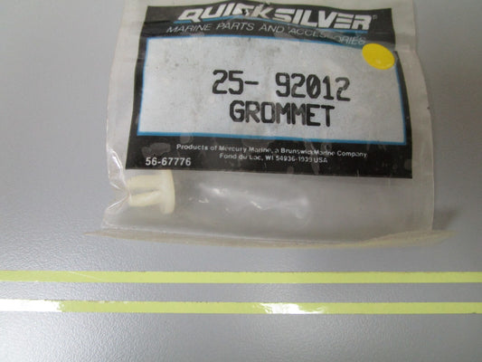 *NEW OEM* 0810 Mercury Quicksilver Grommet 25-92012