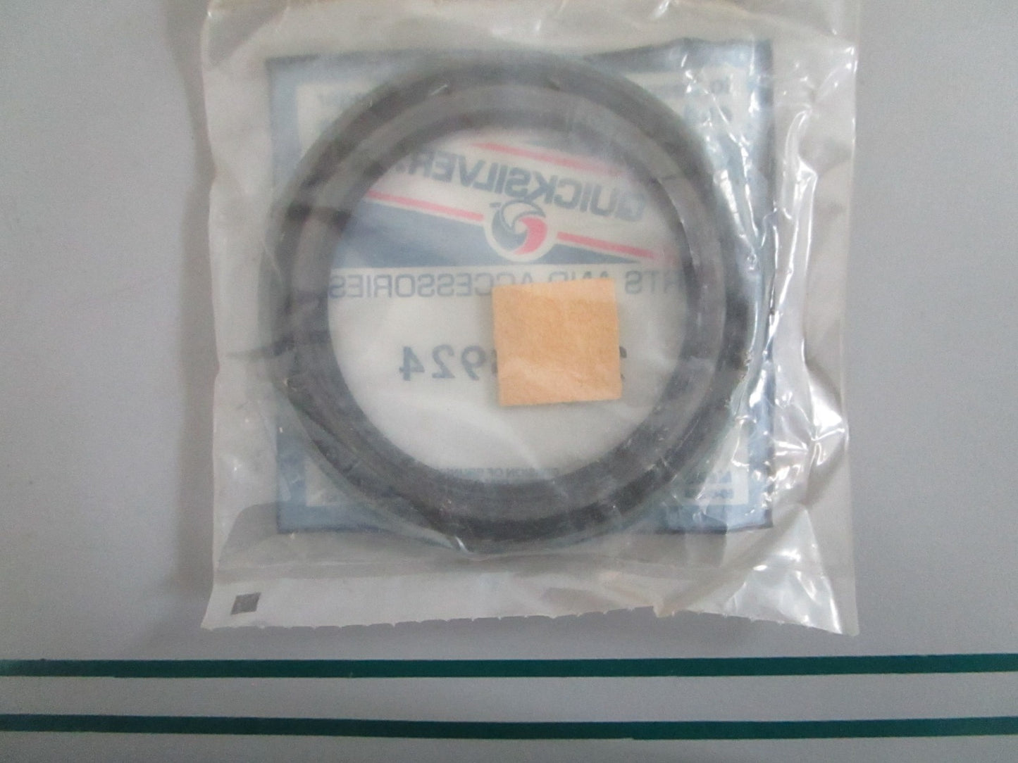 NEW OEM 26-93924 Mercury Quicksilver Seal 0820