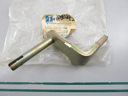 NEW OEM 6H5-43181-01-00 Yamaha Tilt Stop Lever 0810