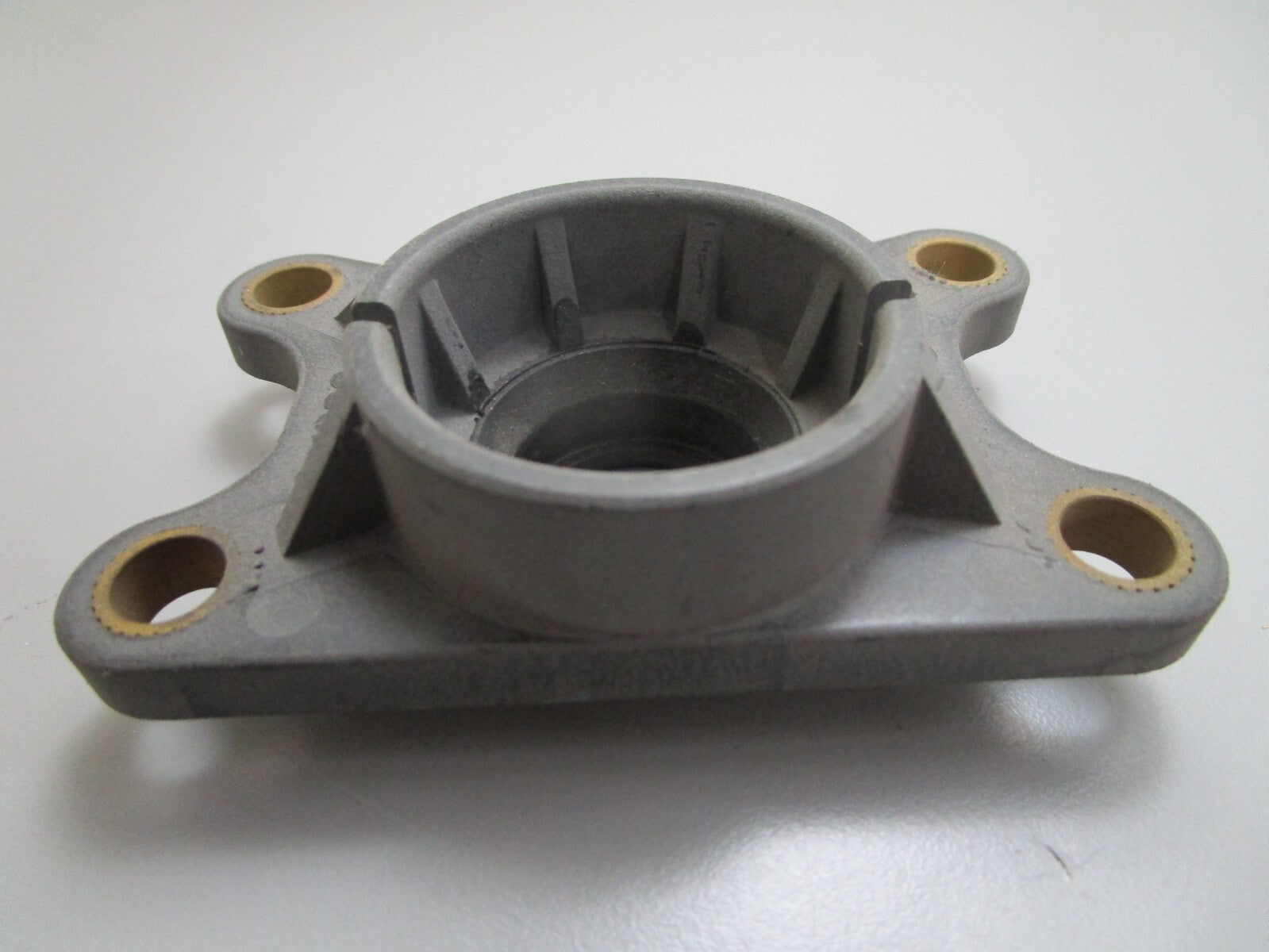 *NEW OEM* 0820 OMC Johnson Evinrude Guide & Seal 986176 0986176