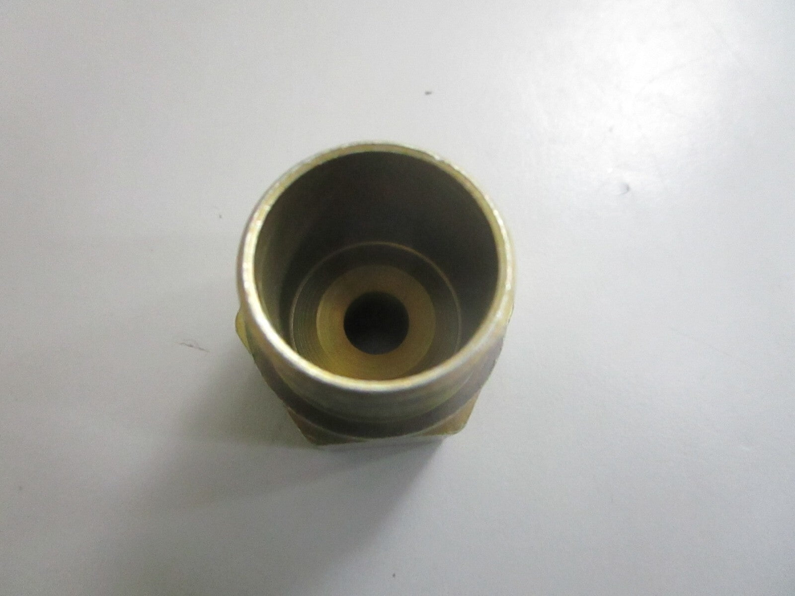 *NEW OEM* 0820 Volvo Penta Nut 835574