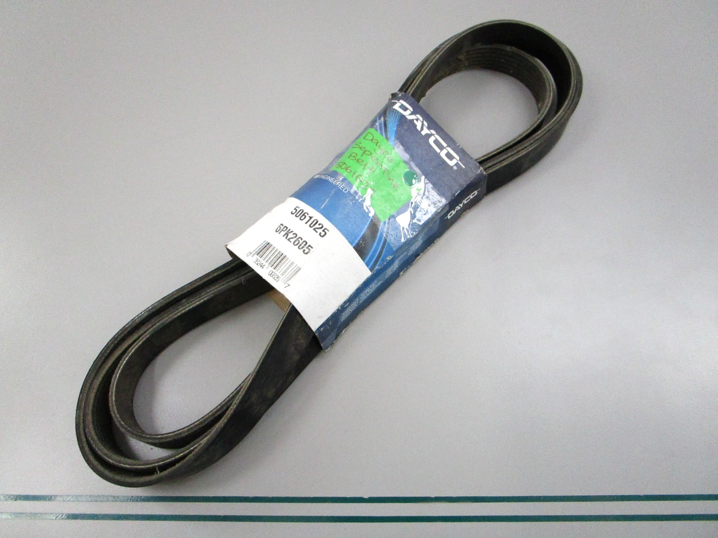 NEW 5061025 Dayco Serpentine Belt 0810