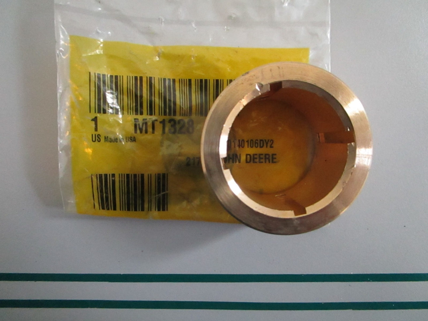 NEW OEM MT1328 John Deere Cylindrical Alloy Bushing 0820