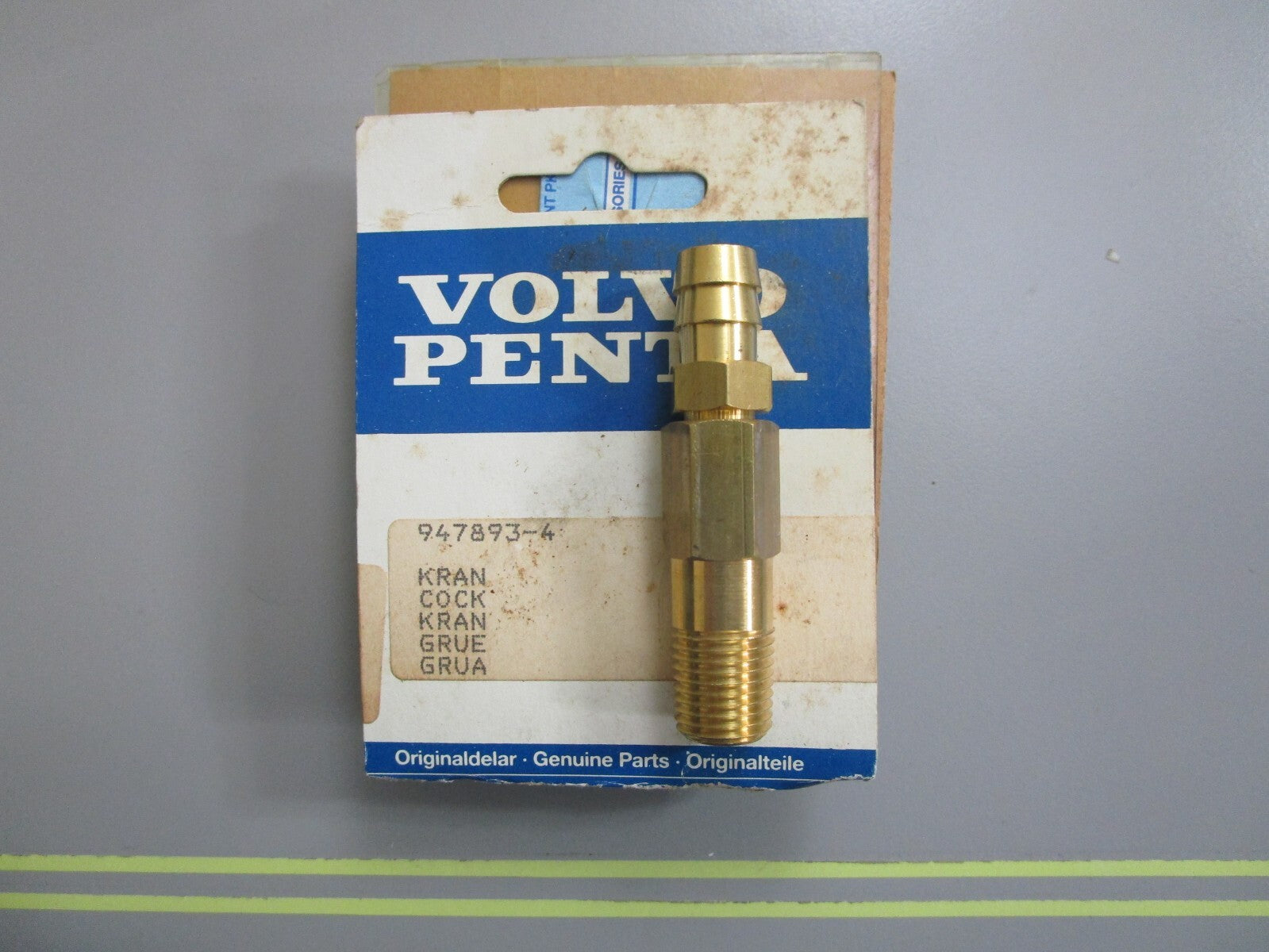 *NEW OEM* 0820 Volvo Penta Shut-Off Cock 947893