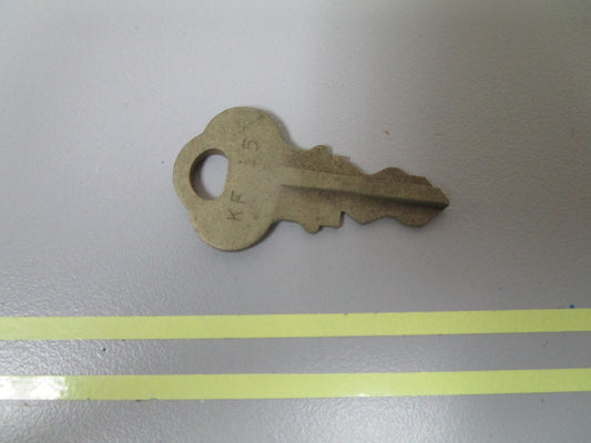 *NEW OEM* 0810 OMC Johnson Evinrude Ignition Key KF15 501530 0501530