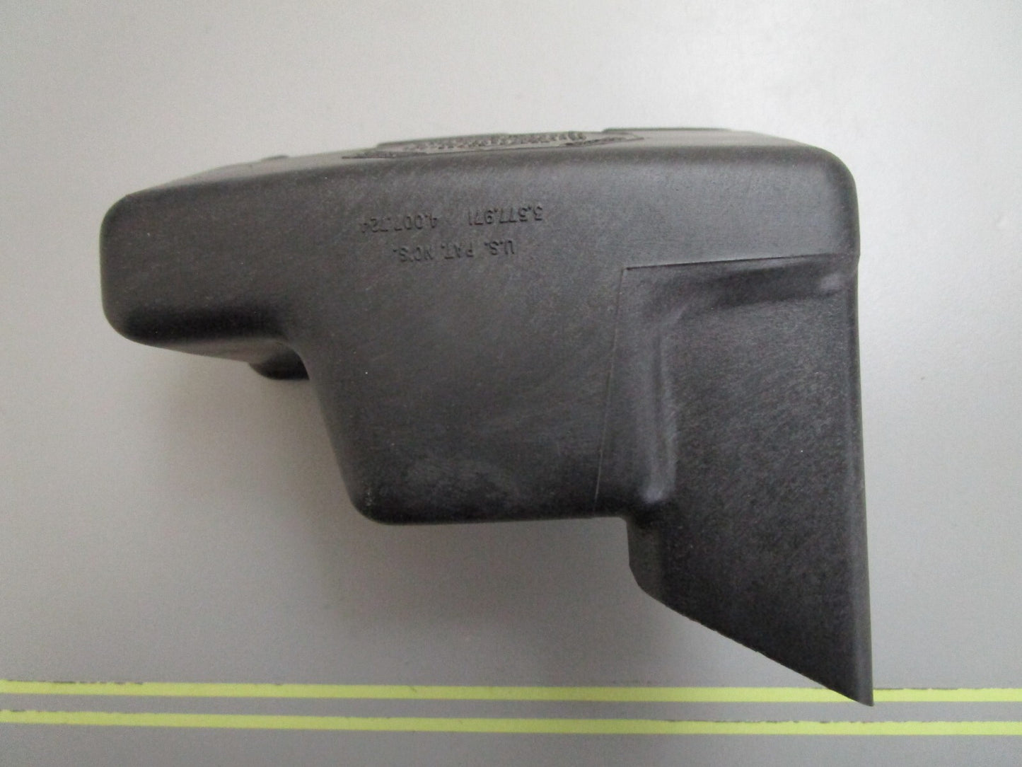 *NEW OEM* 0820 OMC Johnson Evinrude Air Silencer Cover 326279 0326279