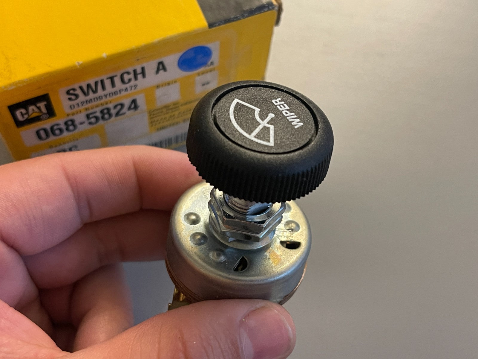 NEW OEM 068-5824 CAT Caterpillar Switch Assembly 0720