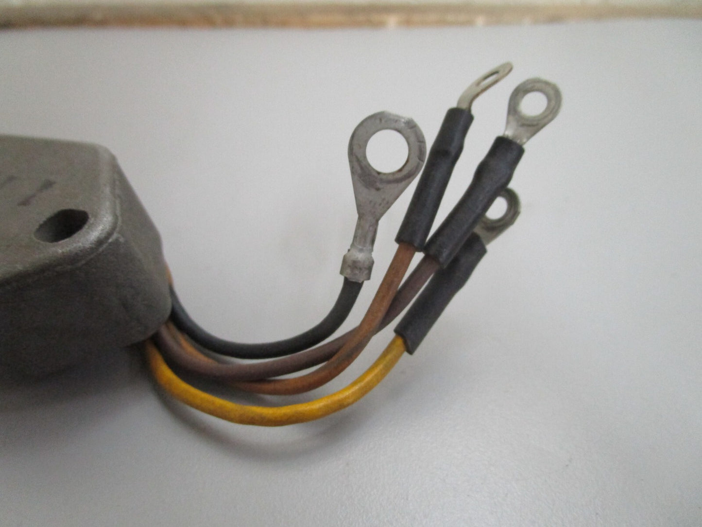 *NEW OEM* 0820 OMC Johnson Evinrude Voltage Regulator 315480 0315480