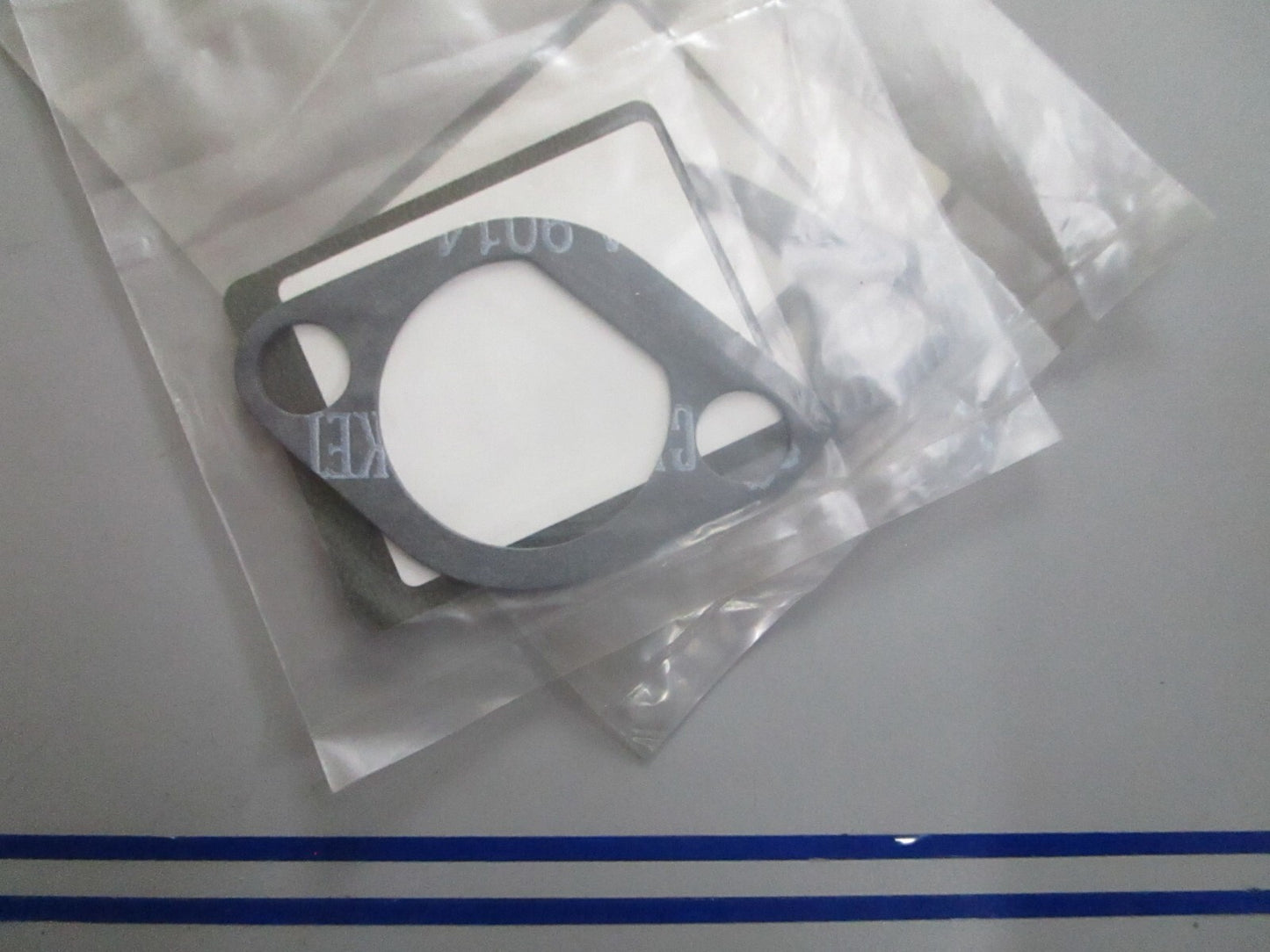 *NEW OEM* (LOT OF 3) 0810 OMC Johnson Evinrude Silencer Gasket 5031974