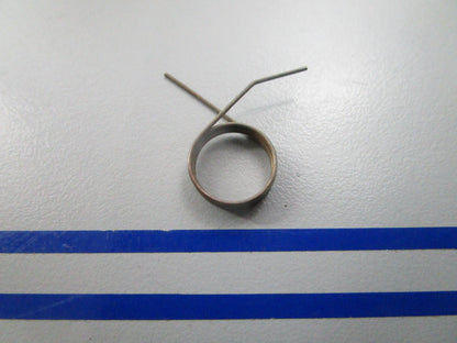 NEW OEM 309699 0309699 OMC Johnson Evinrude Choke Return Spring 0810