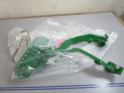 *NEW OEM* 0820 John Deere Brake SJ33170