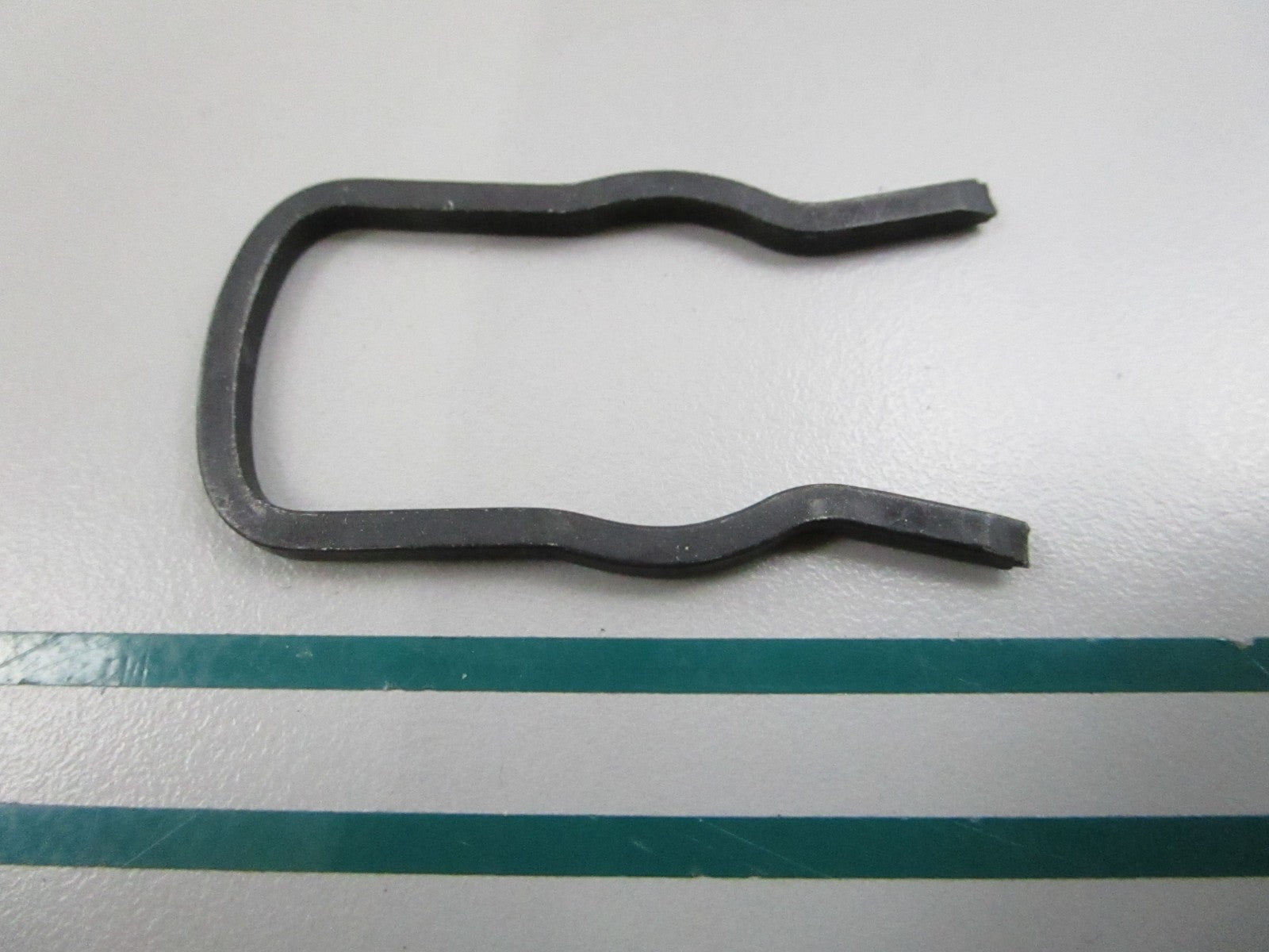 NEW OEM 3858968 Volvo Penta Clip 0810