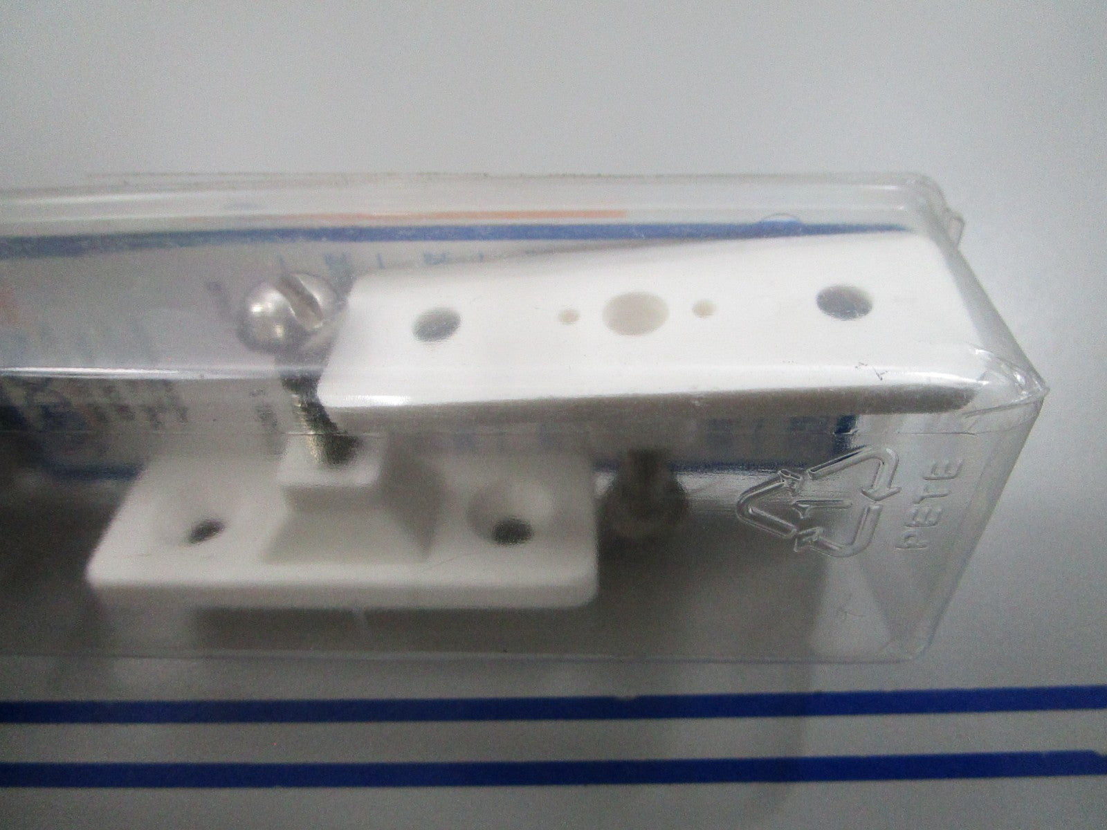 *NEW* 0810 Sea-Dog White Nylon Deck Hinge 273251-1