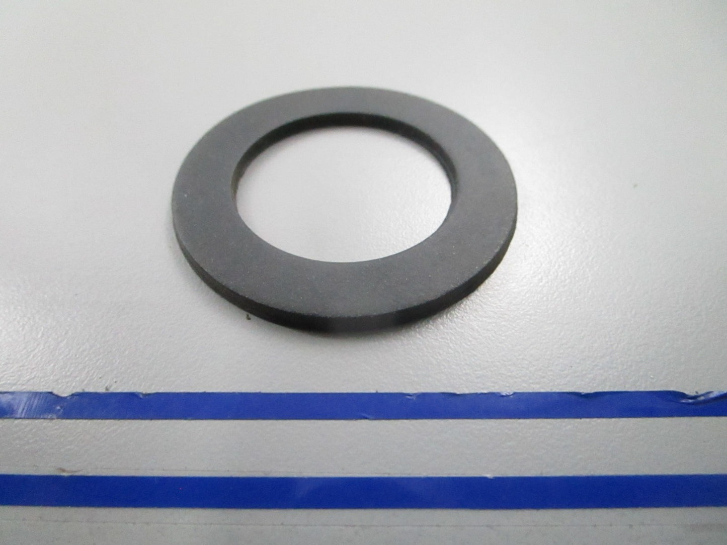 *NEW OEM* 0810 OMC Johnson Evinrude Gasket 5030072