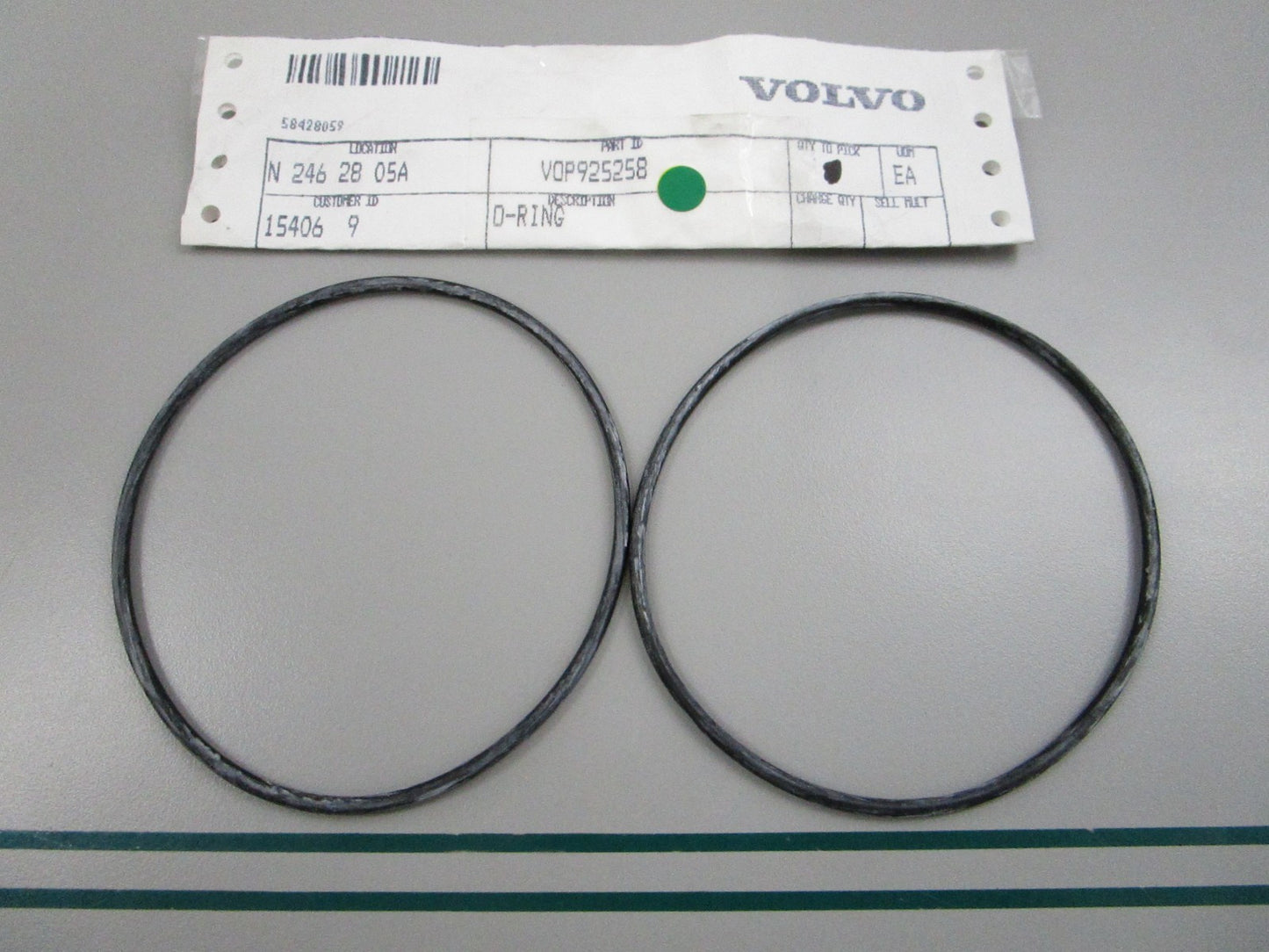 NEW OEM (LOT OF 2) 925258 Volvo Penta O-Ring 0810