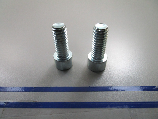 *NEW OEM* (LOT OF 2) 0810 Volvo Penta Hex Screw 956568