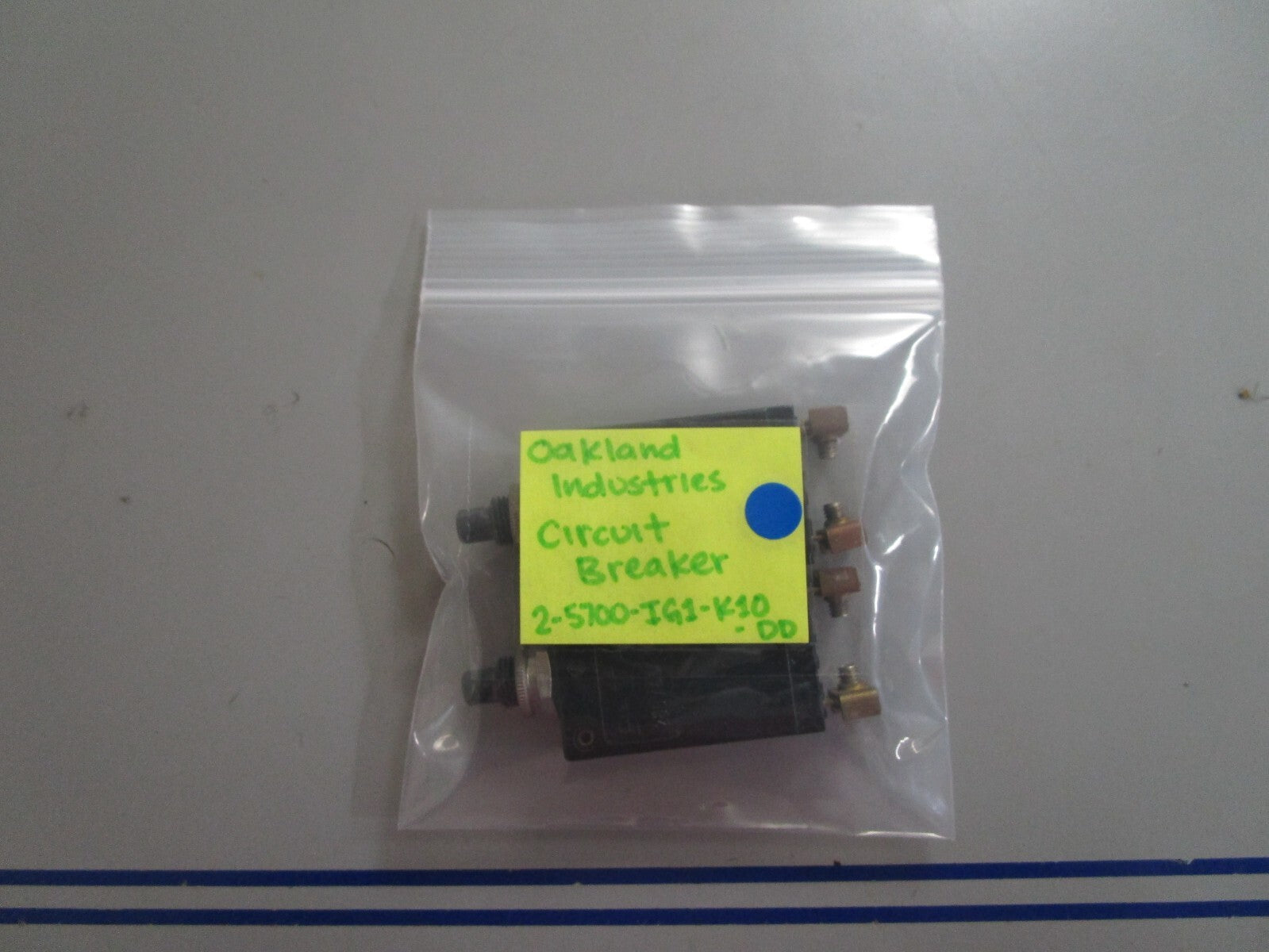 *NEW* 0810 Oakland Industries Circuit Breaker 2-5700-iG1-K10-00
