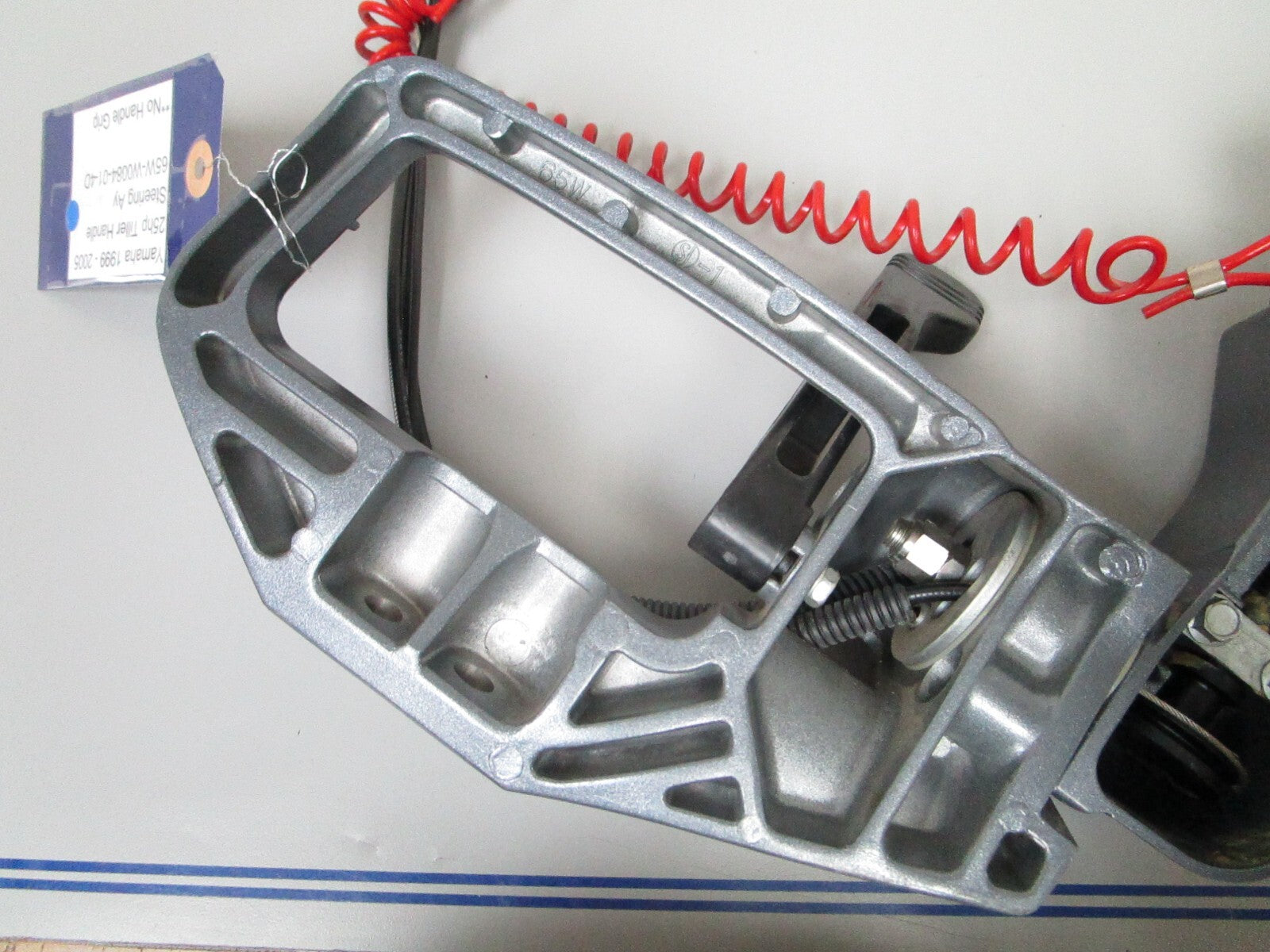 *NEW OEM* 0720 Yamaha 1999 - 2005 25hp Tiller Handle Steering Ay 65W-W0084-01-4D