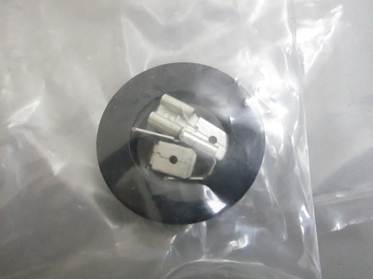 *NEW OEM* 0820 Volvo Penta Ignition Starter Switch Kit 856670