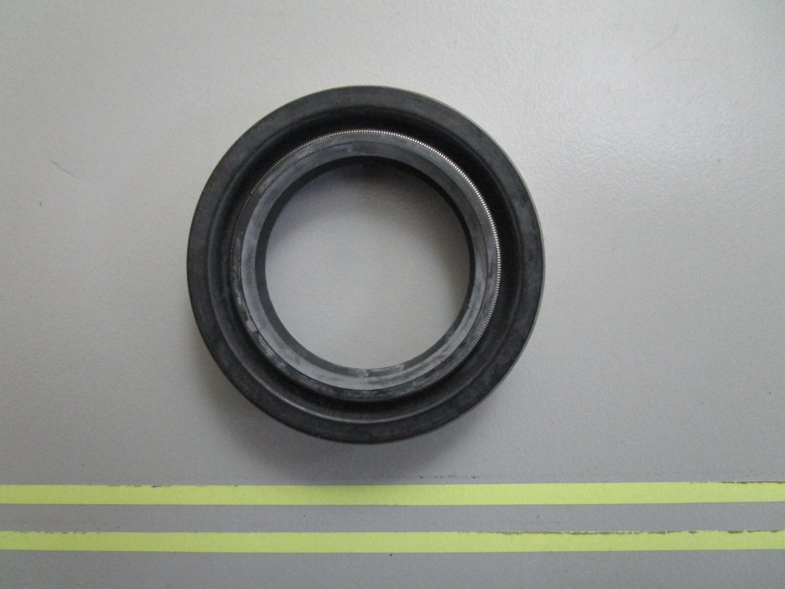 *NEW OEM* 0820 Mercury Quicksilver Seal 26-F506118-1